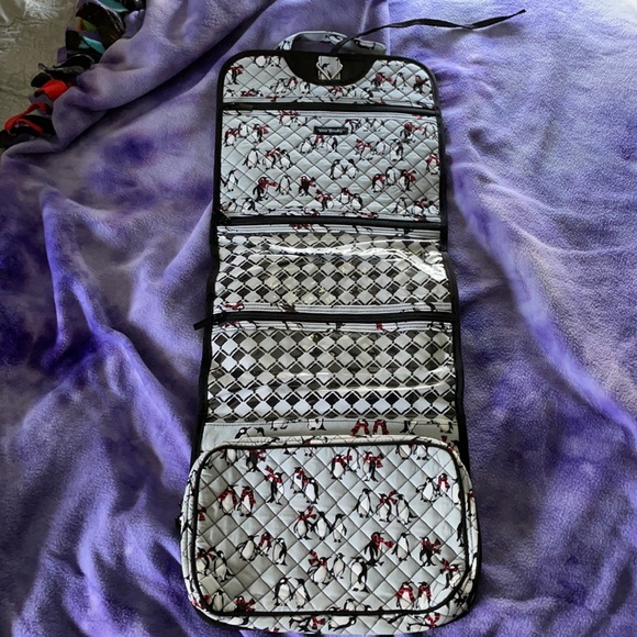 Vera Bradley Penguin (Retired) Hanging Organizer - Picture 3 of 10